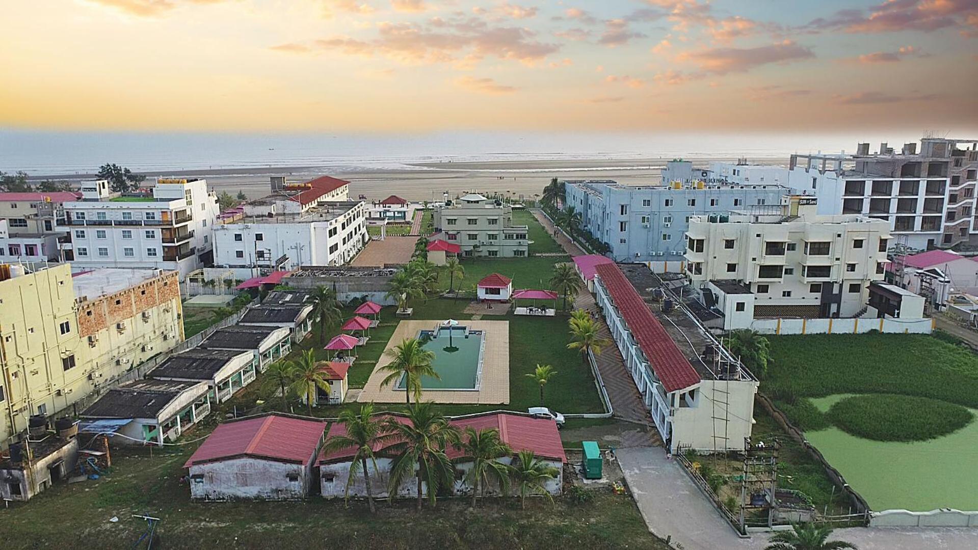 Silver Sand Eco Resort !! Beachfront !! With Biggest Pool And Huge Open Area !! Ideal For Weddings !! Couple Friendly !! Mandarmani Exterior photo